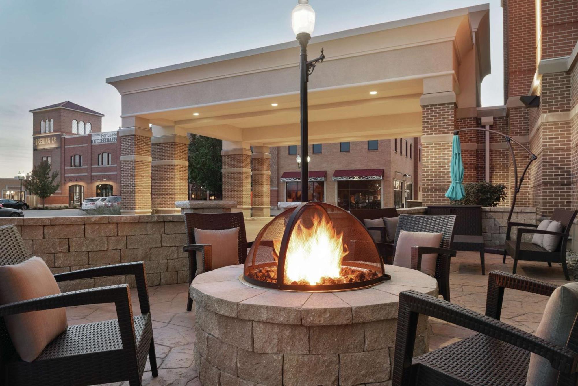 Hampton Inn & Suites Mishawaka/South Bend At Heritage Square Eksteriør bilde