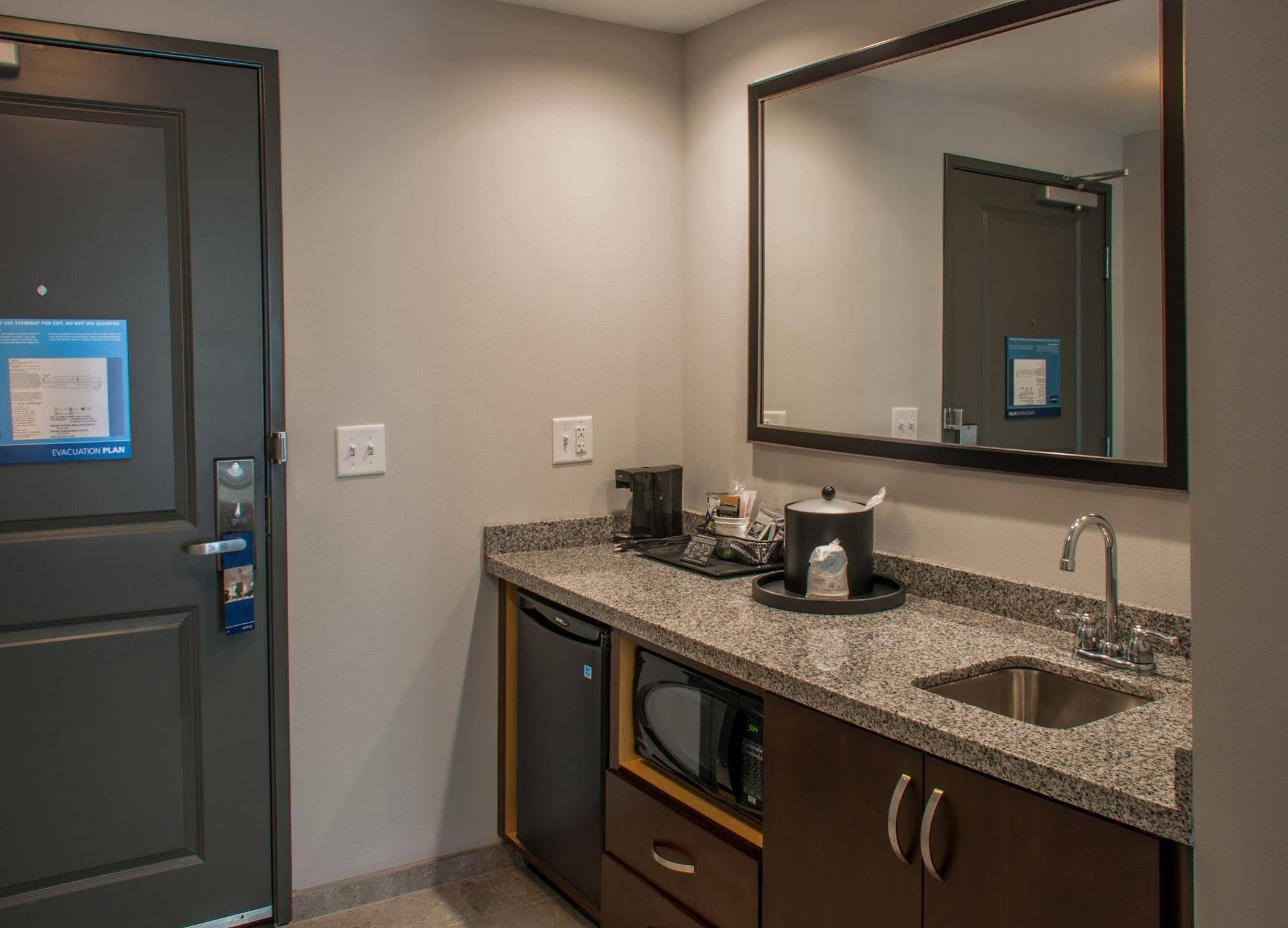 Hampton Inn & Suites Mishawaka/South Bend At Heritage Square Eksteriør bilde