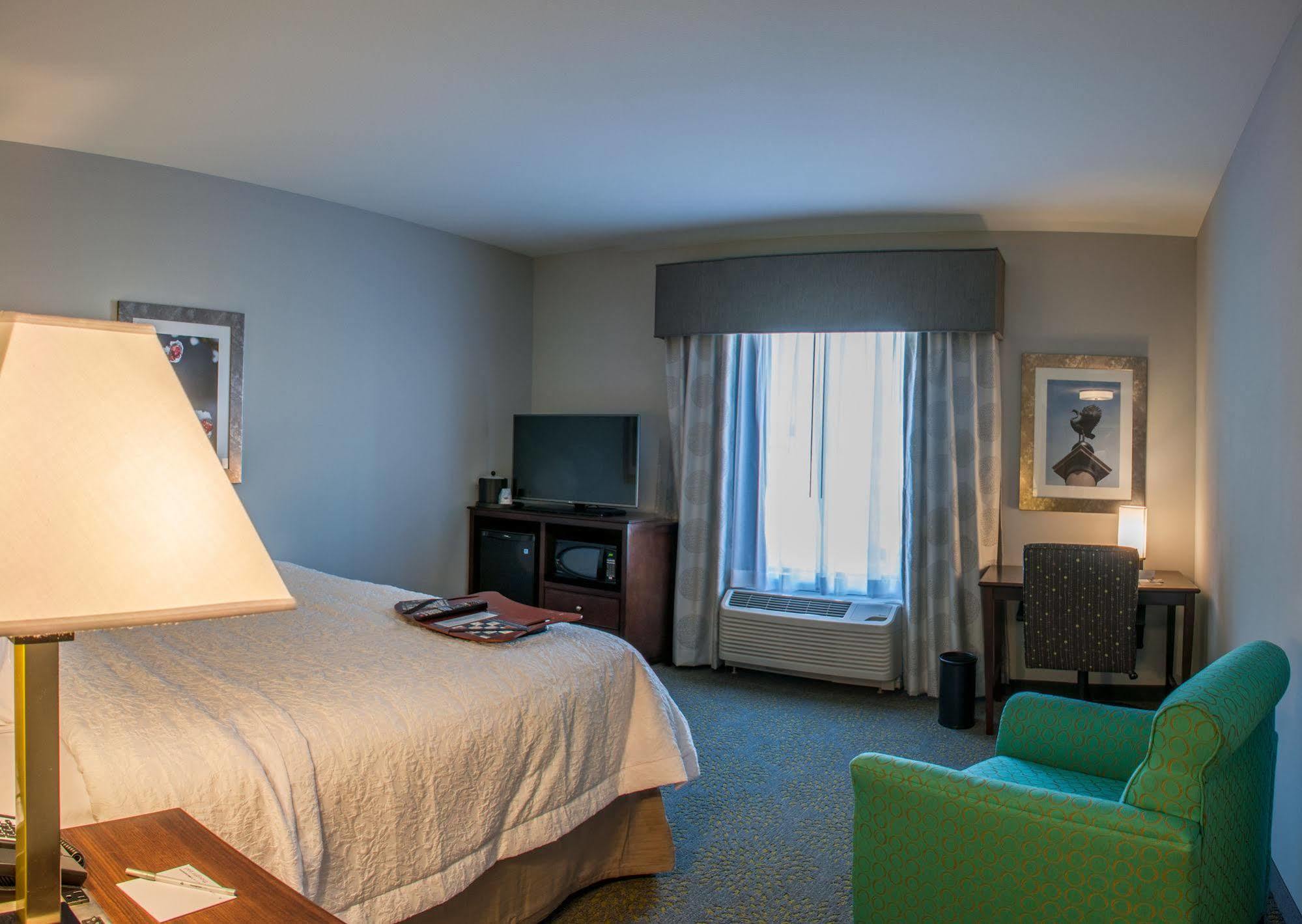 Hampton Inn & Suites Mishawaka/South Bend At Heritage Square Eksteriør bilde